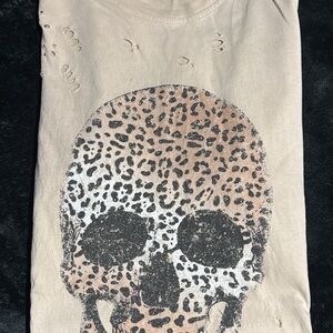 Distressed Leopard Skull Graphic Tee